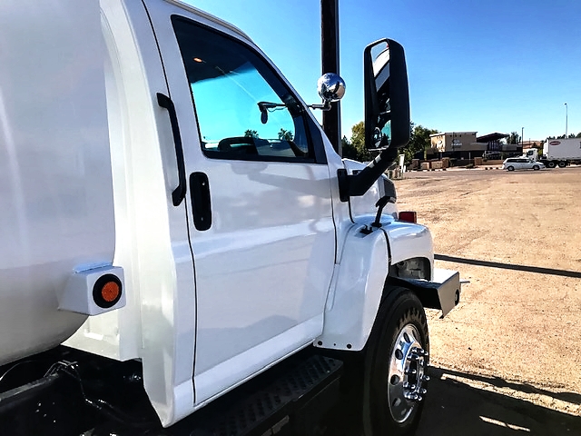 2005 Chevrolet C8500 with New Maverick 4,000 Gallon Water System