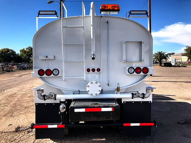 2005 Chevrolet C8500 with New Maverick 4,000 Gallon Water System