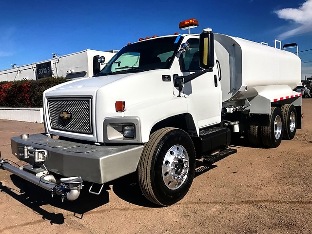 2005 Chevrolet C8500 with New Maverick 4,000 Gallon Water System