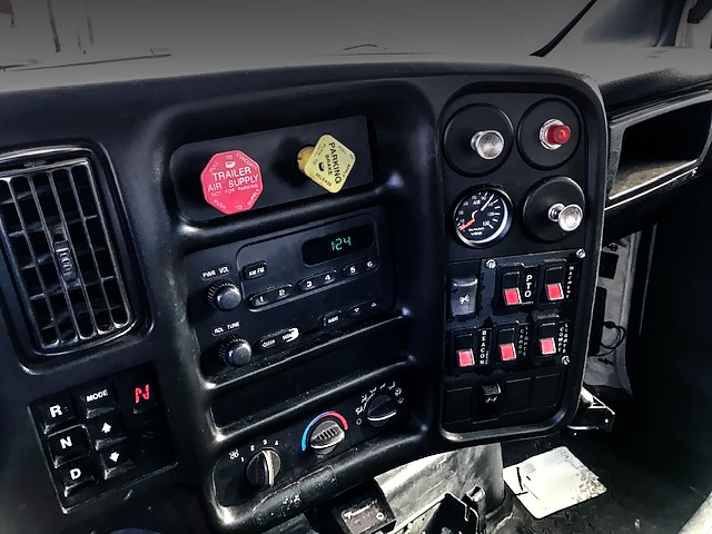 2005 Chevrolet C8500 with New Maverick 4,000 Gallon Water System