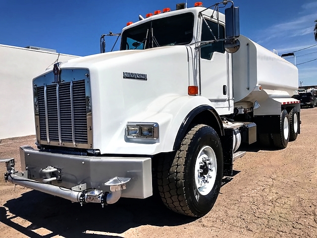 2007 Kenworth Heavy Spec T-800 with Maverick 4,000 Gallon Water System