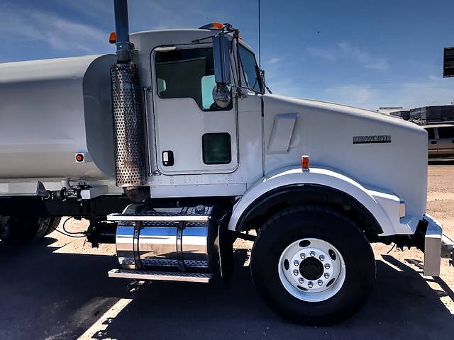 2007 Kenworth Heavy Spec T-800 with Maverick 4,000 Gallon Water System