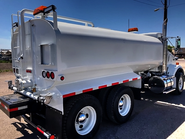 2007 Kenworth Heavy Spec T-800 with Maverick 4,000 Gallon Water System