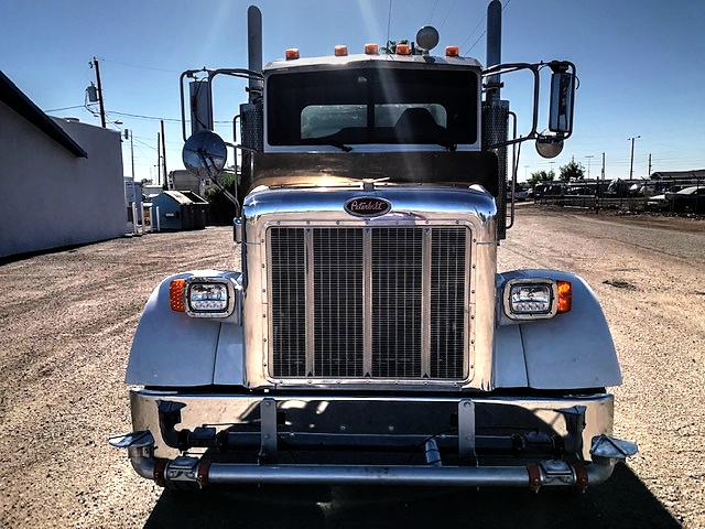 2006 Peterbilt 357 with New Maverick 4,000 Gallon Water System