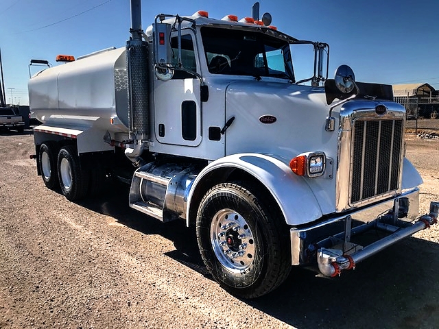 2006 Peterbilt 357 with New Maverick 4,000 Gallon Water System