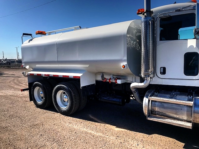 2006 Peterbilt 357 with New Maverick 4,000 Gallon Water System