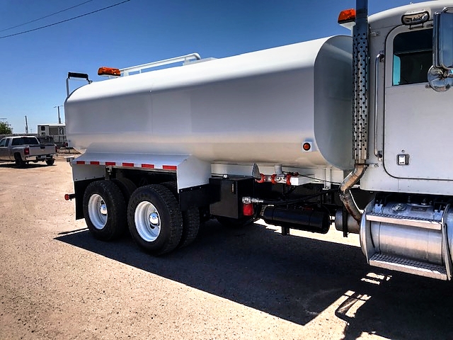 2002 Peterbilt 330 with New Maverick 4,000 Gallon Water System