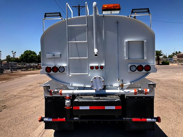 2002 Peterbilt 330 with New Maverick 4,000 Gallon Water System