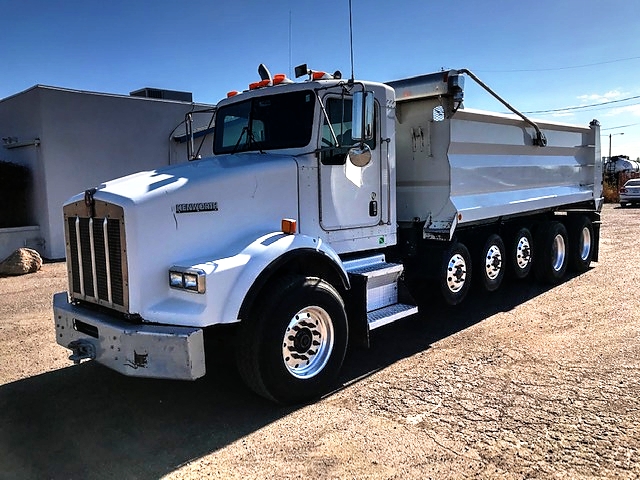 2005 Kenworth Heavy Spec T-800 with Norwood Dump Body/ Simple 16