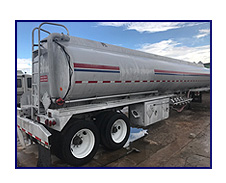 1993 Heil 4 Compartment Petroleum Tanker with 9,450 Gallon Capacity