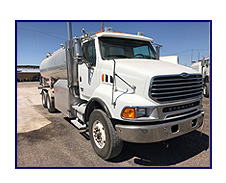 2006 Sterling Acterra with 4,500 Gallon Beall