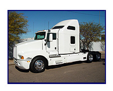 2006 Kenworth T-600 with 72 Inch AeroCab Studio Sleeper