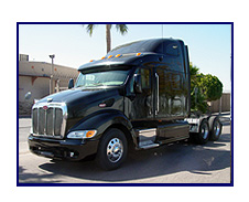 2006 Peterbilt 387 with 72 Inch Double Bunk Sleeper