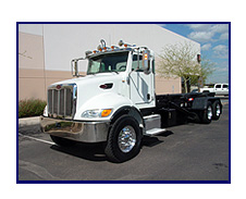 2006 Peterbilt 335 Roll Off