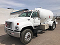 1998 GMC 7500 with 2,600 Gallon Arrow LP Tank