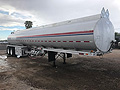 1993 Heil 4 Compartment Petroleum Tanker with 9,450 Gallon Capacity