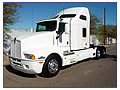2006 Kenworth T-600 with 72 InchAeroCab Studio Sleeper