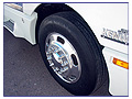 2006 Kenworth T-600 with 72 InchAeroCab Studio Sleeper