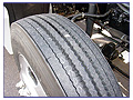 2006 Kenworth T-600 with 72 InchAeroCab Studio Sleeper