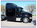 2006 Peterbilt 387 with 72 Inch Double Bunk Sleeper