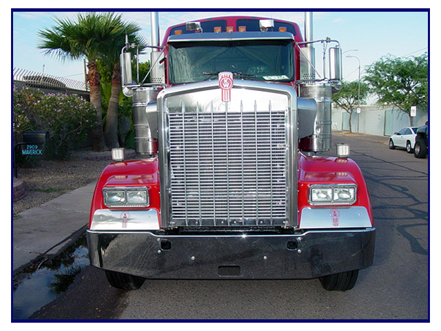 2003 Kenworth W-900 L with 72 Inch Aerodyne Sleeper