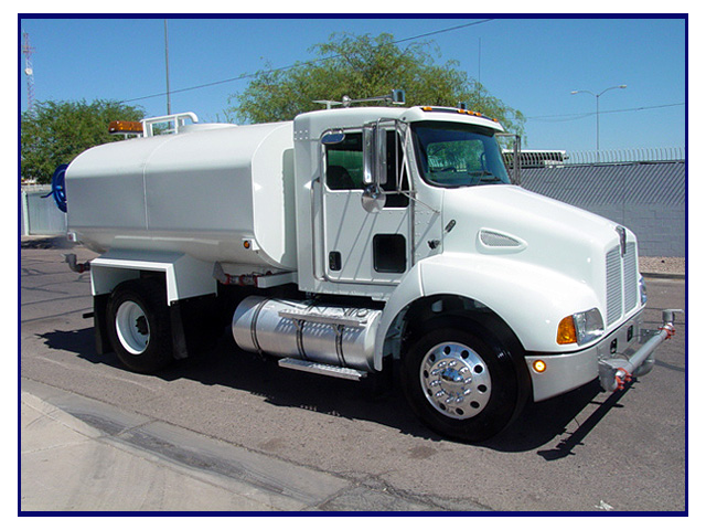 2003 Kenworth T-300 with New Maverick 2,500 Gallon Water System