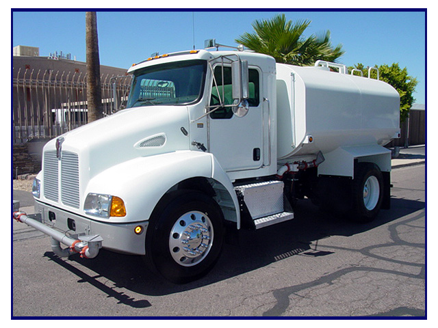 2003 Kenworth T-300 with New Maverick 2,500 Gallon Water System
