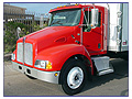 2005 Kenworth T-300 with 24 Ft Kidron Reefer Box