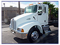 2005 Kenworth T-300 Cab & Chassis