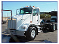 2000 KW T-800 Heavy Spec Factory Day Cab