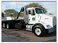 2000 KW T-800 Heavy Spec Roll Off Truck